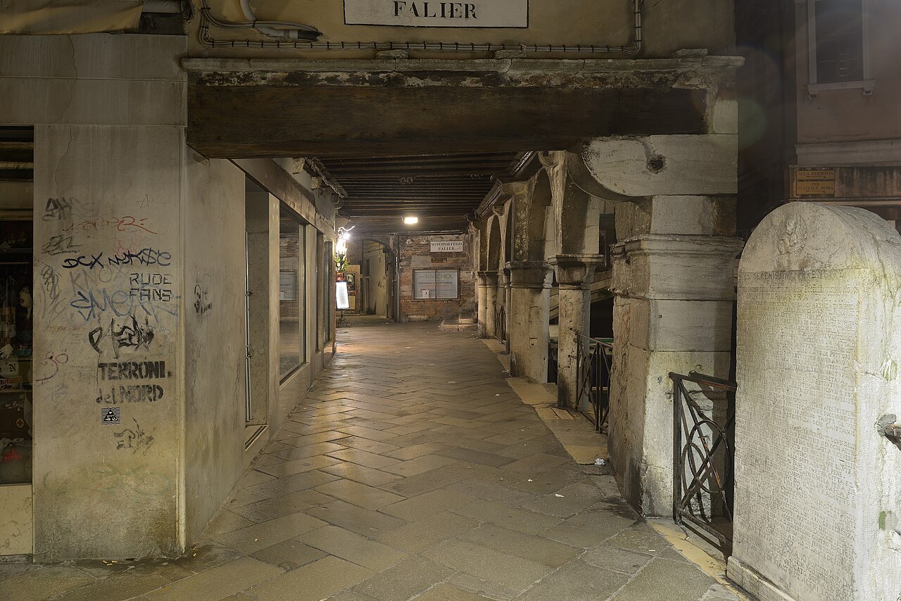 The Sotoportego Falier, a covered passage by the Rio dei Santi Apostoli