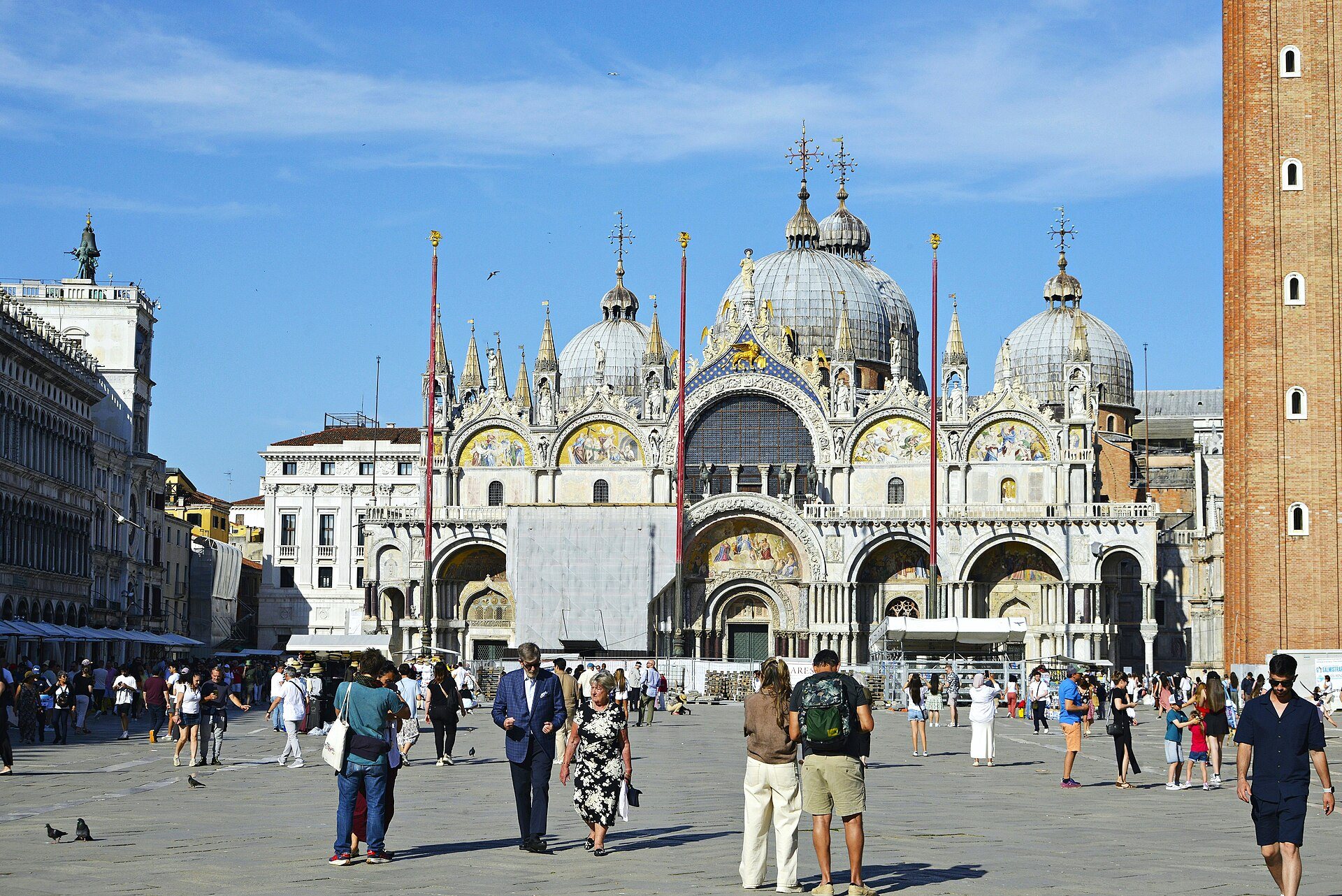 Crowds in Piazza San Marco before the basilica
