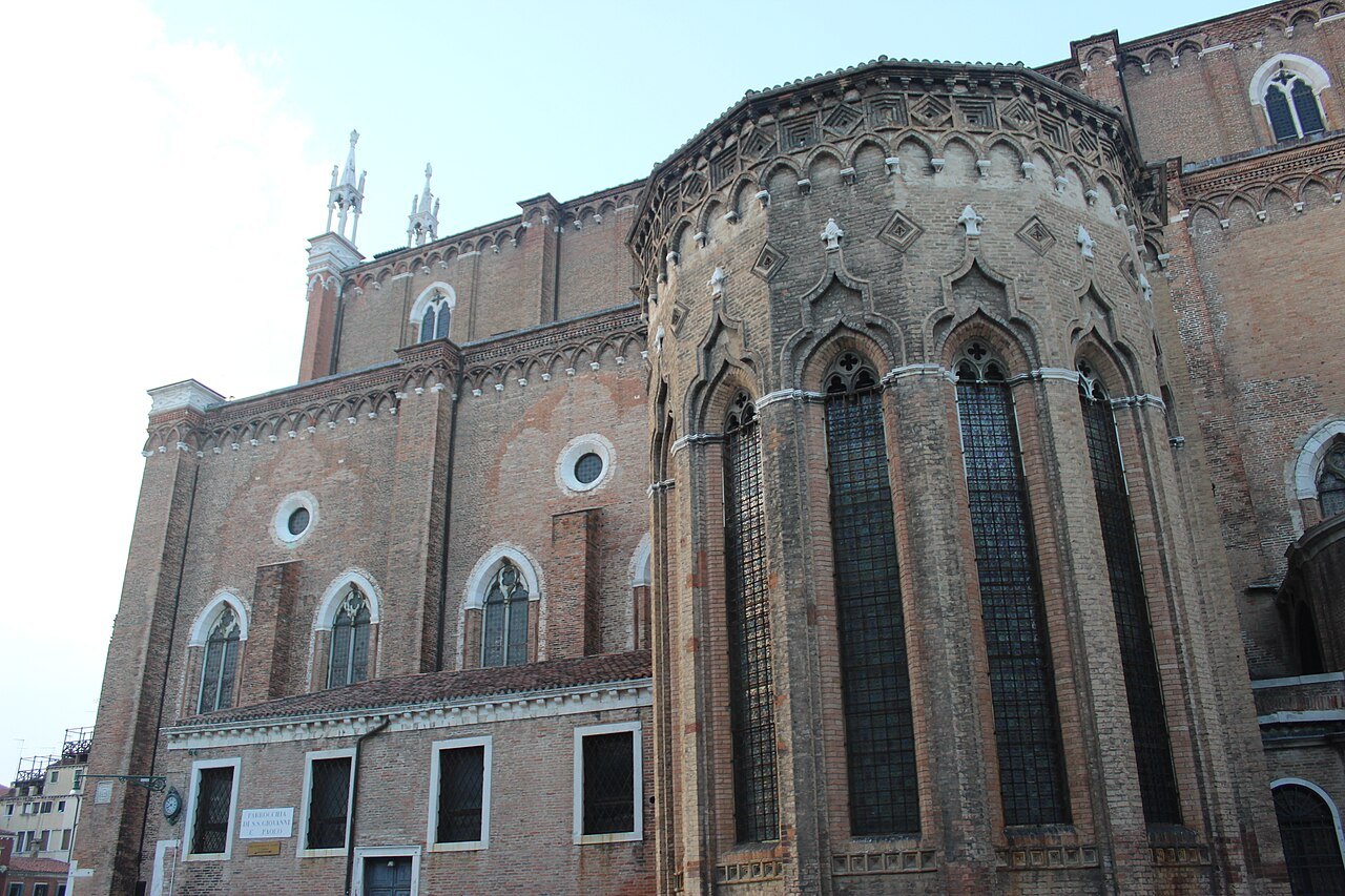 The side and apse of Santi Giovanni e Paolo along the canal