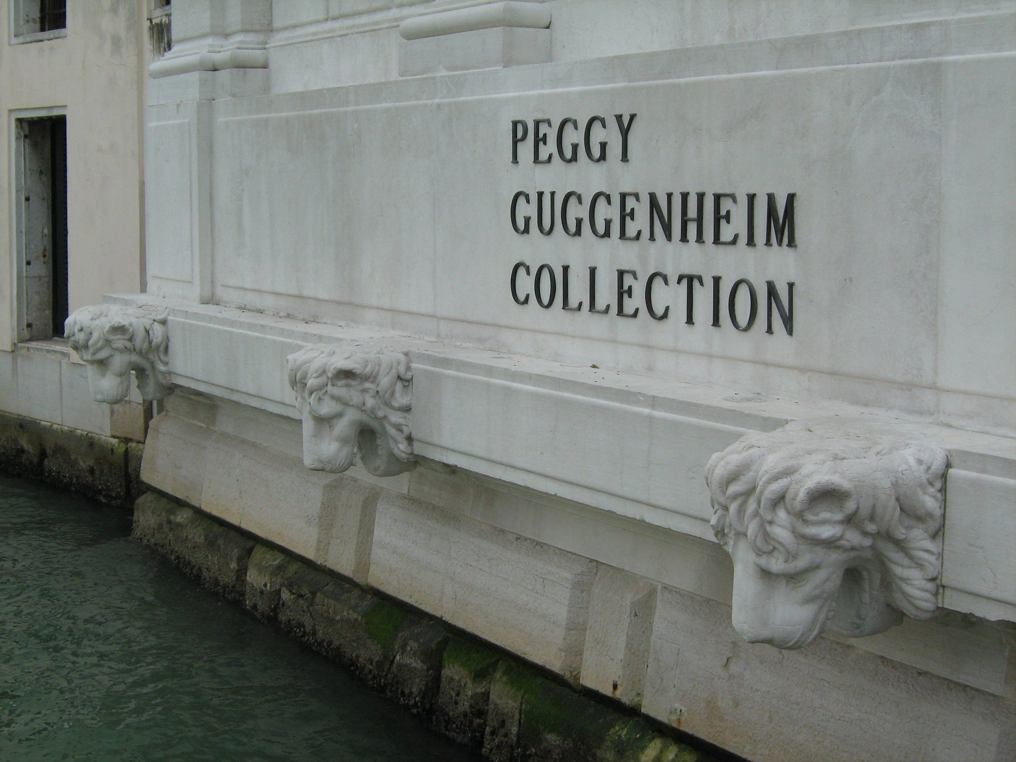 The name of the Peggy Guggenheim Collection incised into the stone of the façade